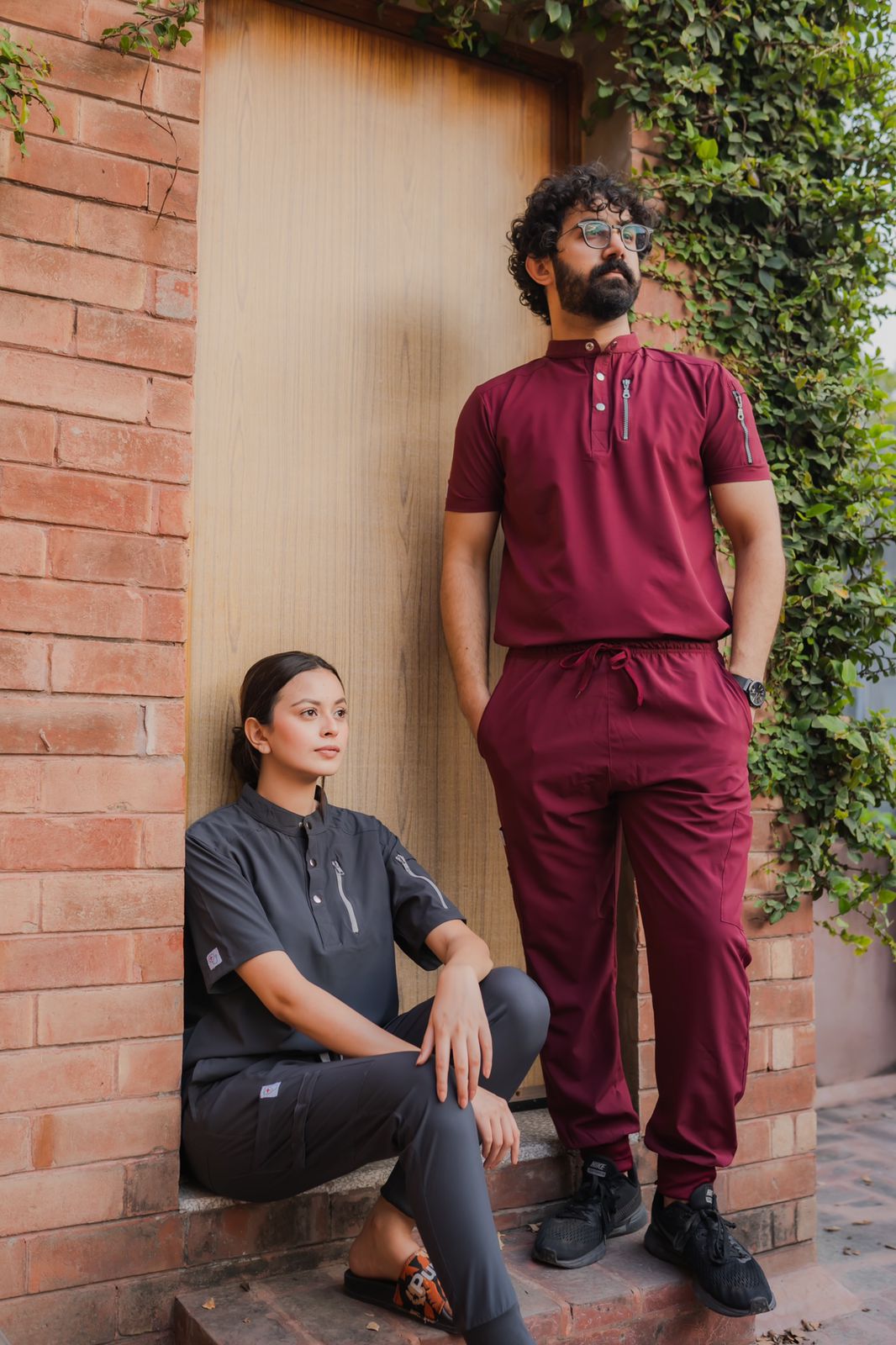 CREWNECK UNISEX SCRUBS