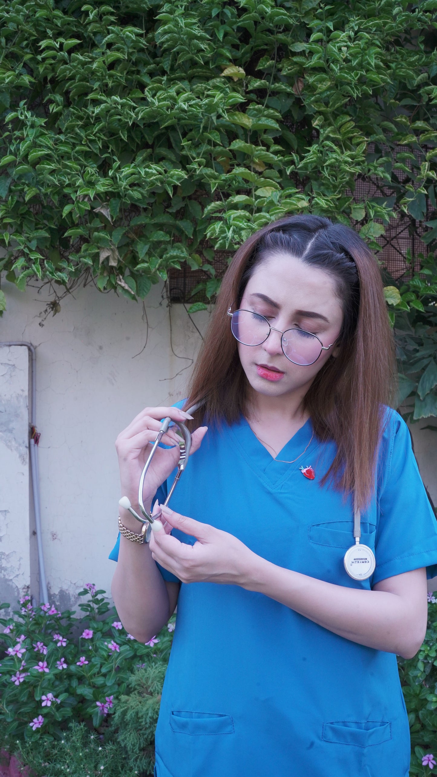 The Ultimate Female V Neck Scrubs